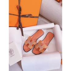 Hermes Slippers